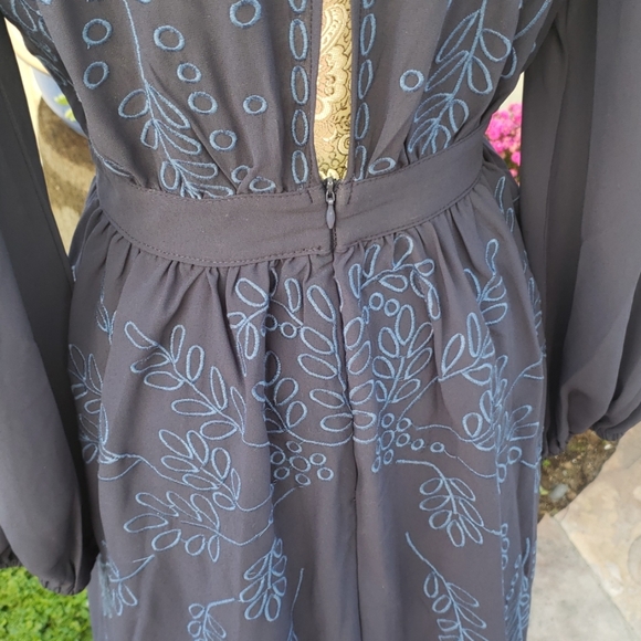 Honey Punch open back Maxi -Dress 💙 - Picture 7 of 8